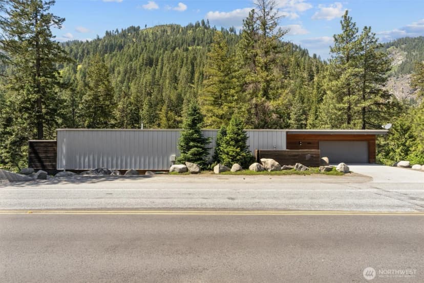 Property photo for 8970 Icicle Road, Leavenworth photo 2