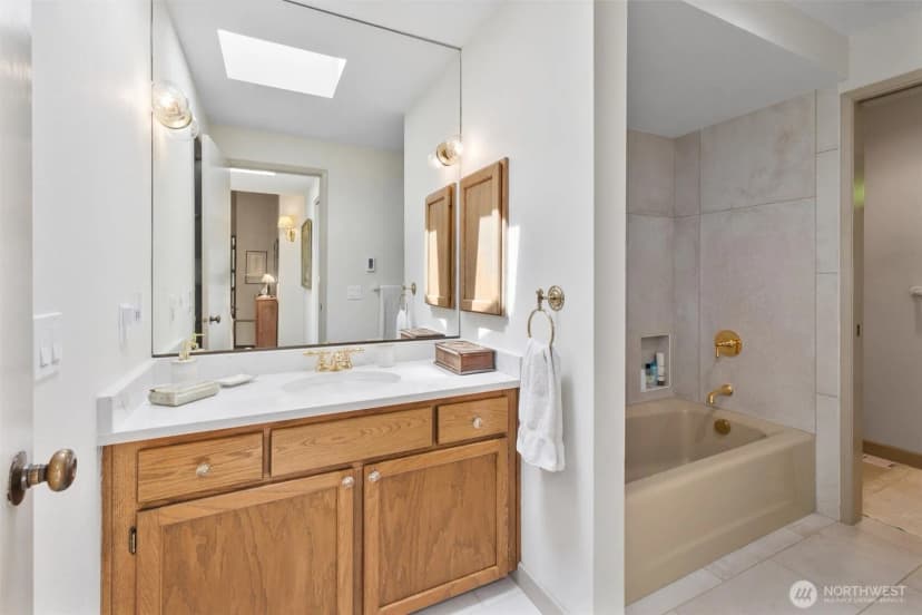 Property photo for 22329 Ne 28th Street, Sammamish photo 27