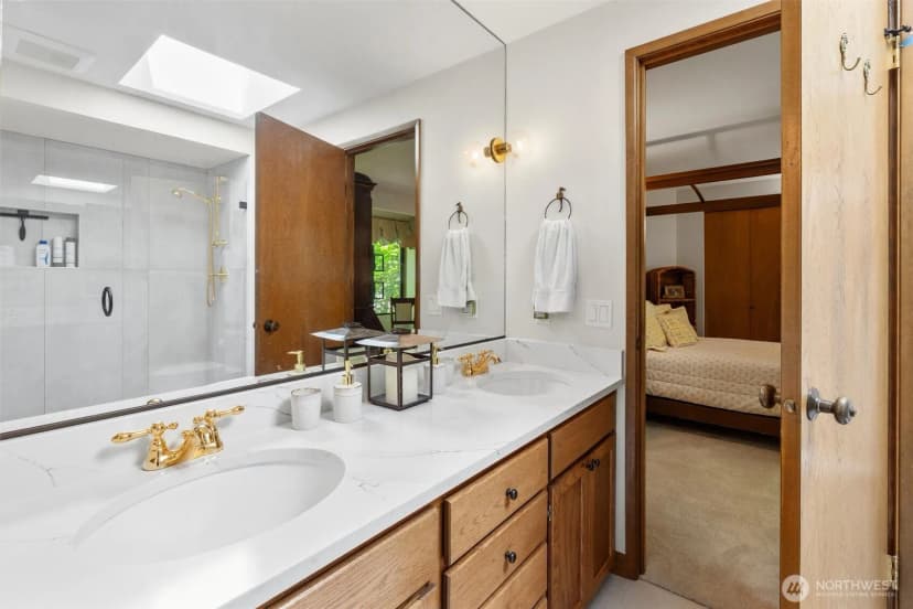 Property photo for 22329 Ne 28th Street, Sammamish photo 30