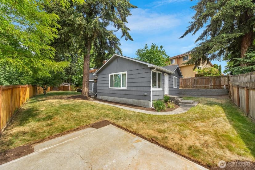 Property photo for 17806 83rd Place Ne, Kenmore photo 30