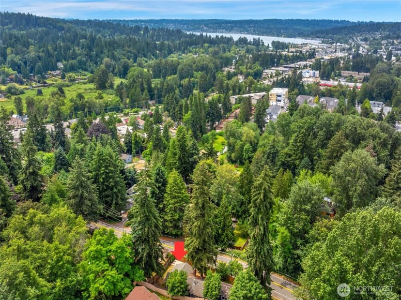 Property photo for 17806 83rd Place Ne, Kenmore photo 33