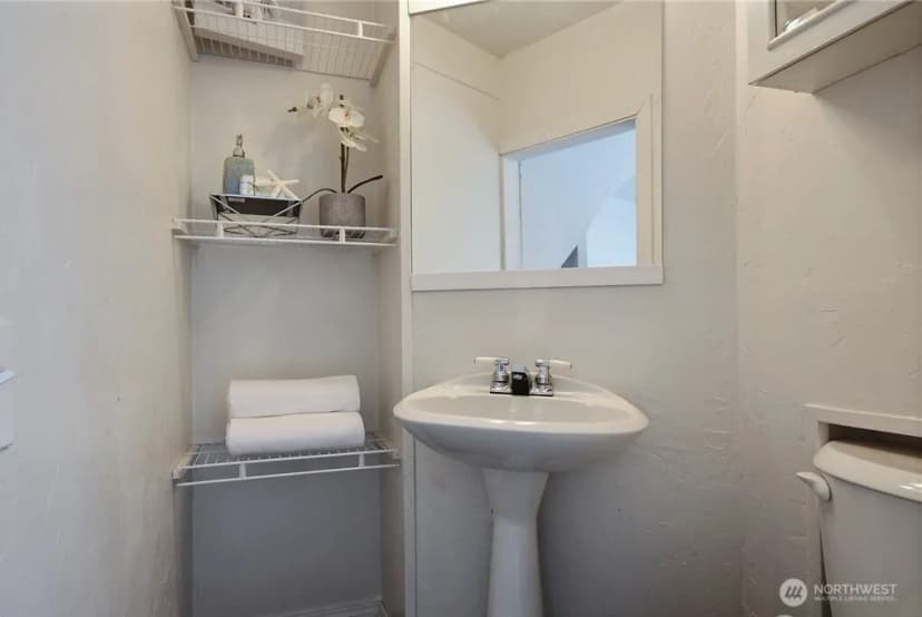 Property photo for 17806 83rd Place Ne, Kenmore photo 26