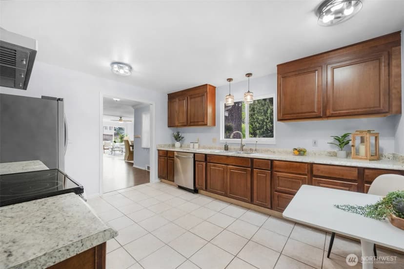 Property photo for 17806 83rd Place Ne, Kenmore photo 17