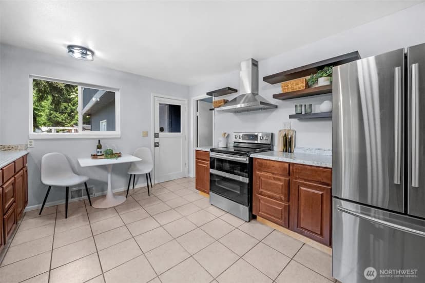 Property photo for 17806 83rd Place Ne, Kenmore photo 16