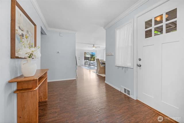 Property photo for 17806 83rd Place Ne, Kenmore photo 5