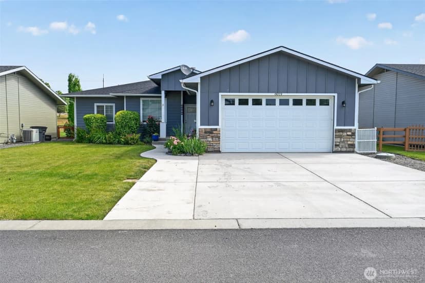 Property photo for 8019 Vialago Parkway, Zillah photo 6