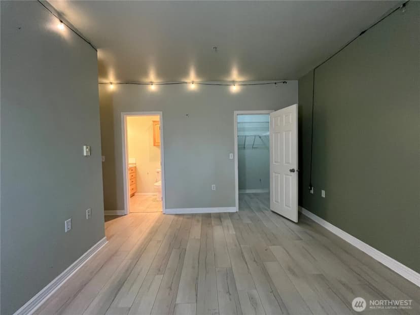 Property photo for 801 Rainier Avenue N #a203, Renton photo 11