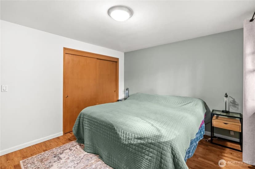 Property photo for 4918 119th Avenue Se, Bellevue photo 17