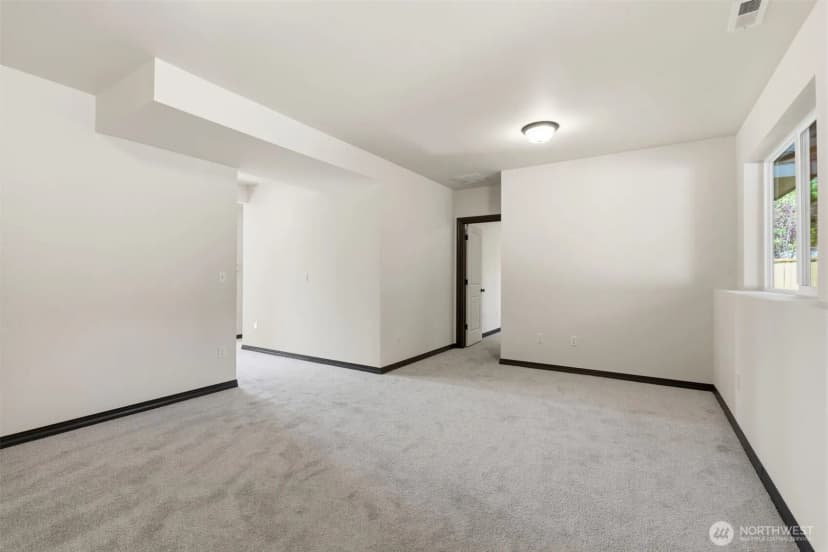 Property photo for 4411 172nd Place Sw, Lynnwood photo 23