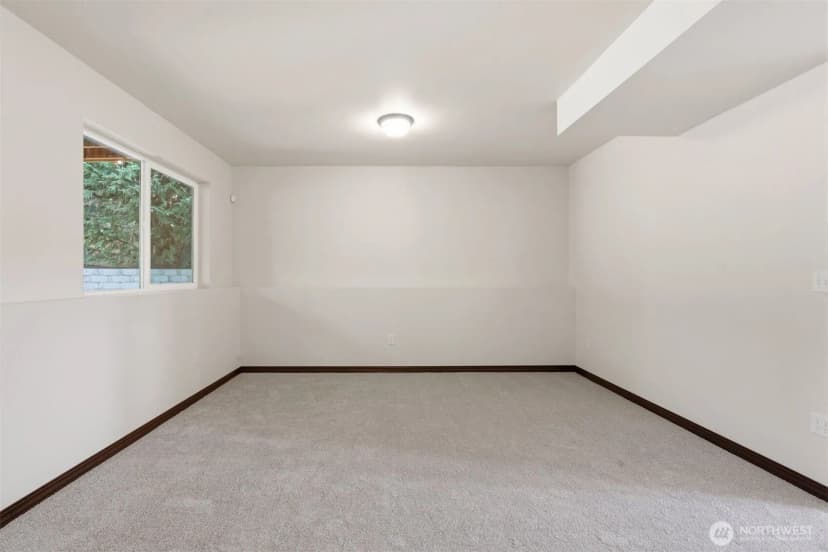 Property photo for 4411 172nd Place Sw, Lynnwood photo 24