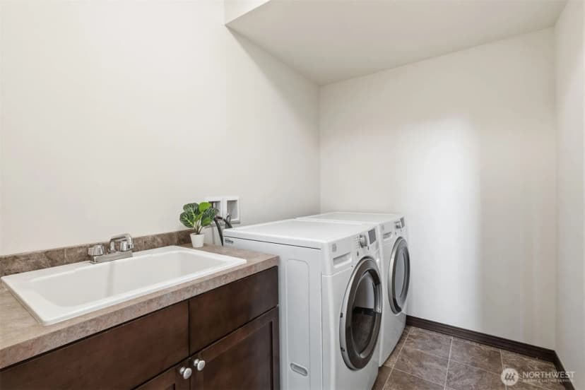 Property photo for 4411 172nd Place Sw, Lynnwood photo 30