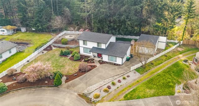 Property photo for 8573 Conifer Court Se, Olympia photo 2
