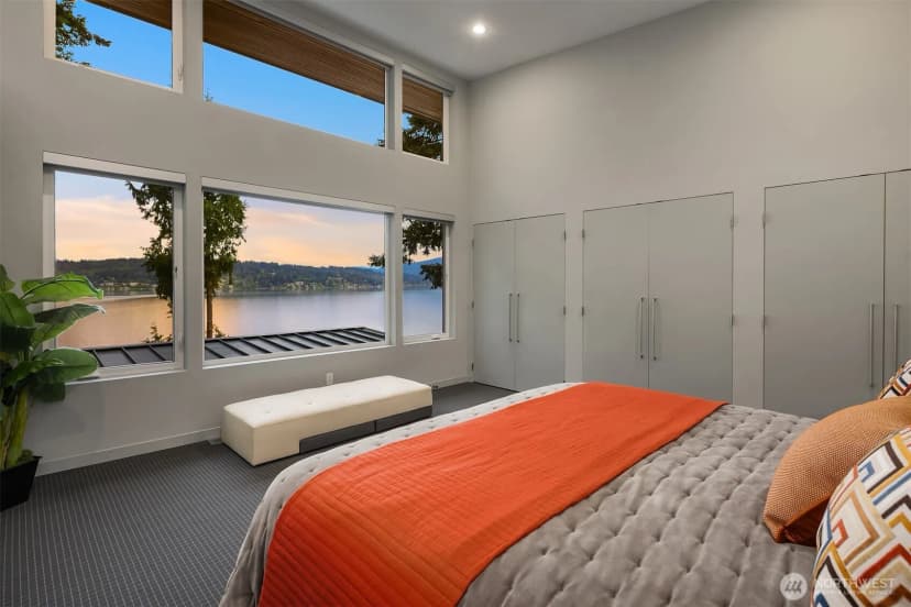 Property photo for 1606 W Lake Sammamish Parkway Se, Bellevue photo 16