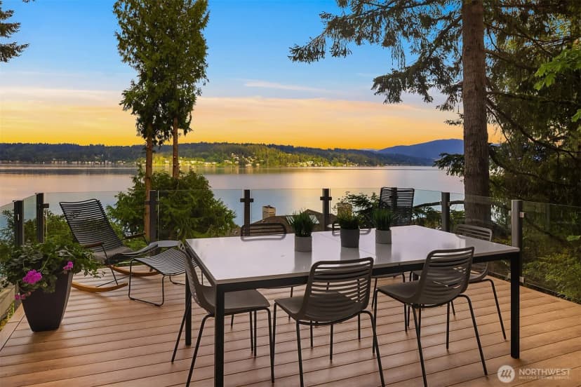 Property photo for 1606 W Lake Sammamish Parkway Se, Bellevue photo 9