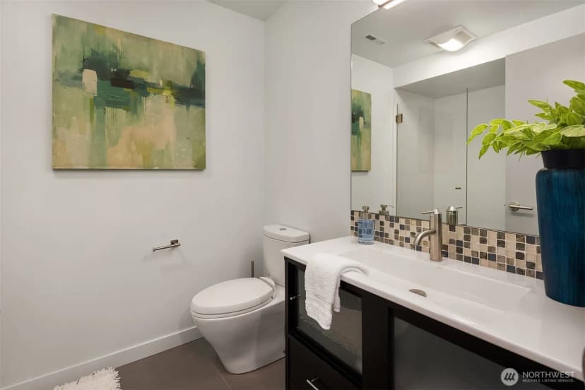 Property photo for 1606 W Lake Sammamish Parkway Se, Bellevue photo 27