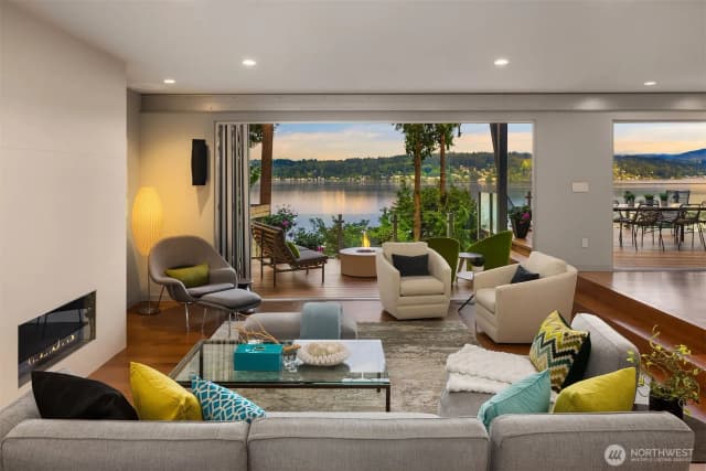 Property photo for 1606 W Lake Sammamish Parkway Se, Bellevue photo 5