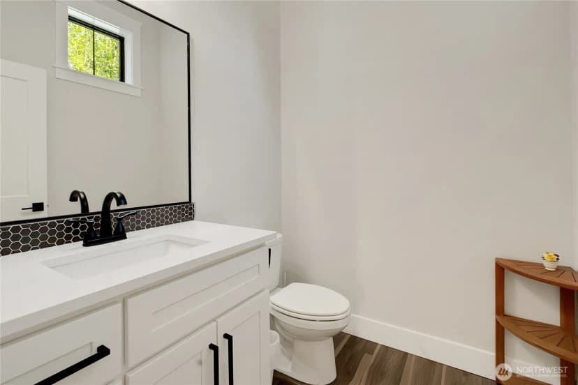 Property photo for 28711 132nd Avenue E, Graham photo 12