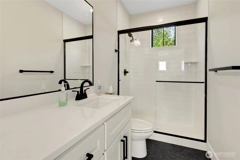 Property photo for 28711 132nd Avenue E, Graham photo 28