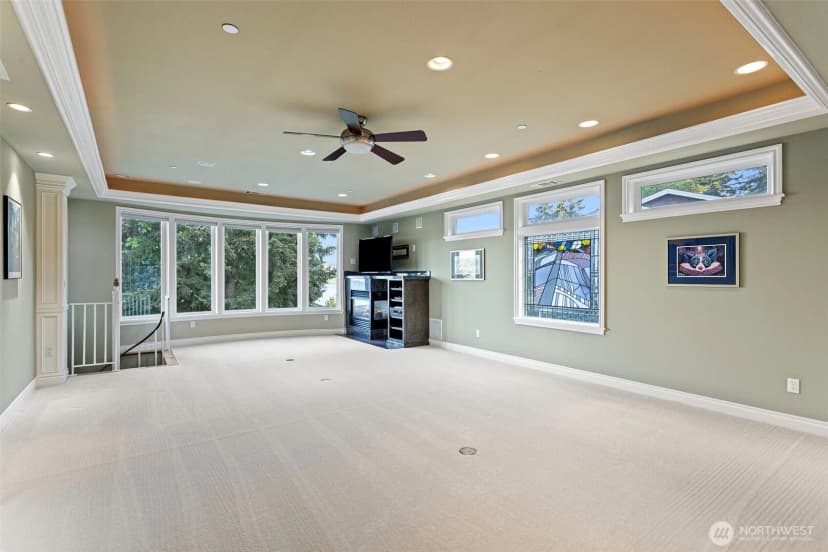 Property photo for 13025 Point Richmond Drive Nw, Gig Harbor photo 24