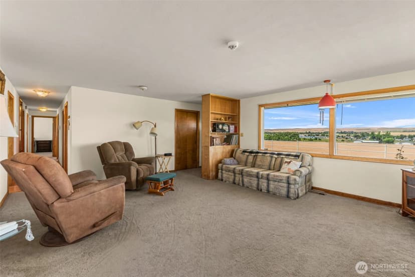 Property photo for 721 Rd 20 Ne, Soap Lake photo 16