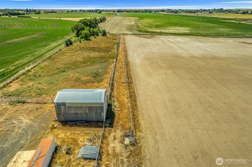 Property photo for 721 Rd 20 Ne, Soap Lake photo 38