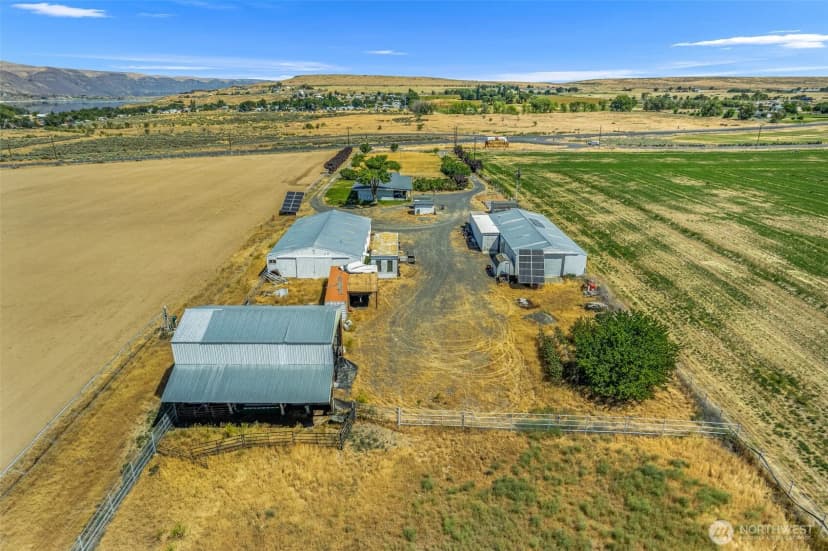 Property photo for 721 Rd 20 Ne, Soap Lake photo 6