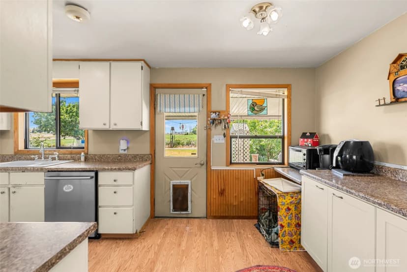 Property photo for 721 Rd 20 Ne, Soap Lake photo 18
