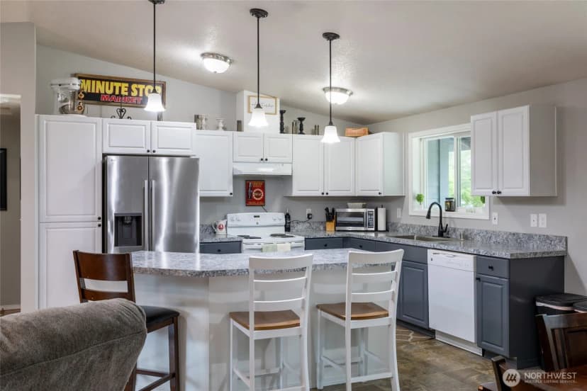 Property photo for 3381 Jackson Highway, Chehalis photo 5