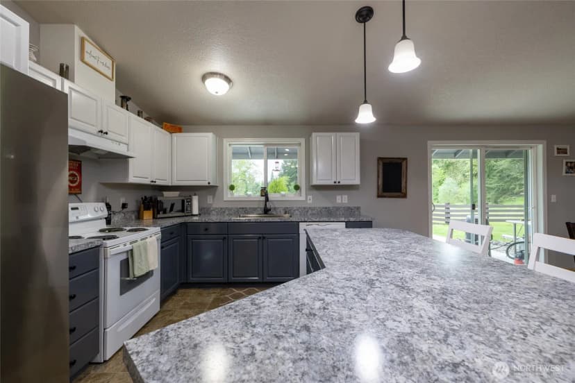 Property photo for 3381 Jackson Highway, Chehalis photo 9