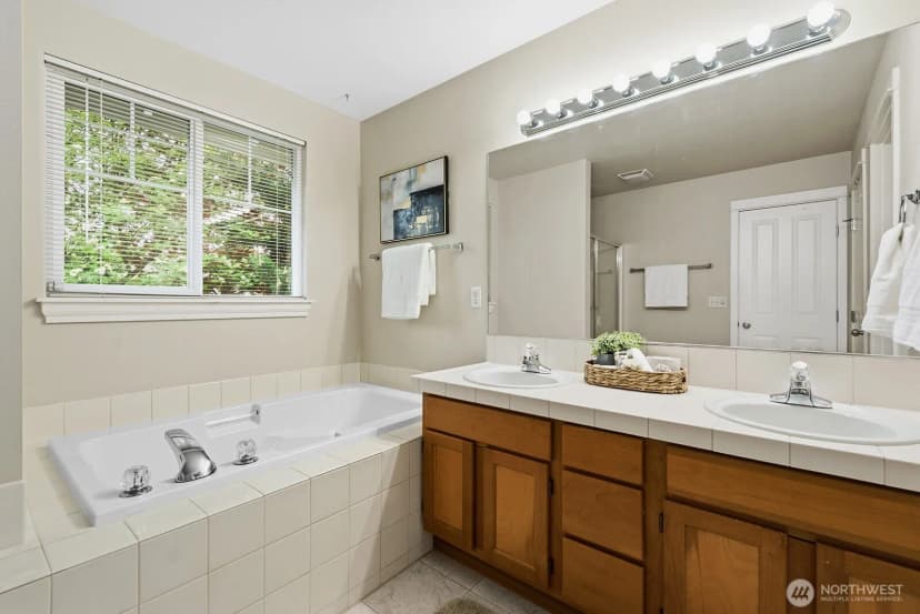 Property photo for 18740 109th Lane Se, Renton photo 18