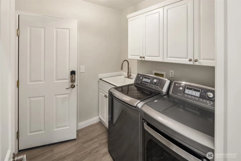 Property photo for 24865 Ne 2nd Court, Sammamish photo 19