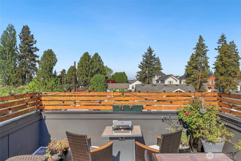 Property photo for 5953 Fauntleroy Way Sw #d, Seattle photo 22