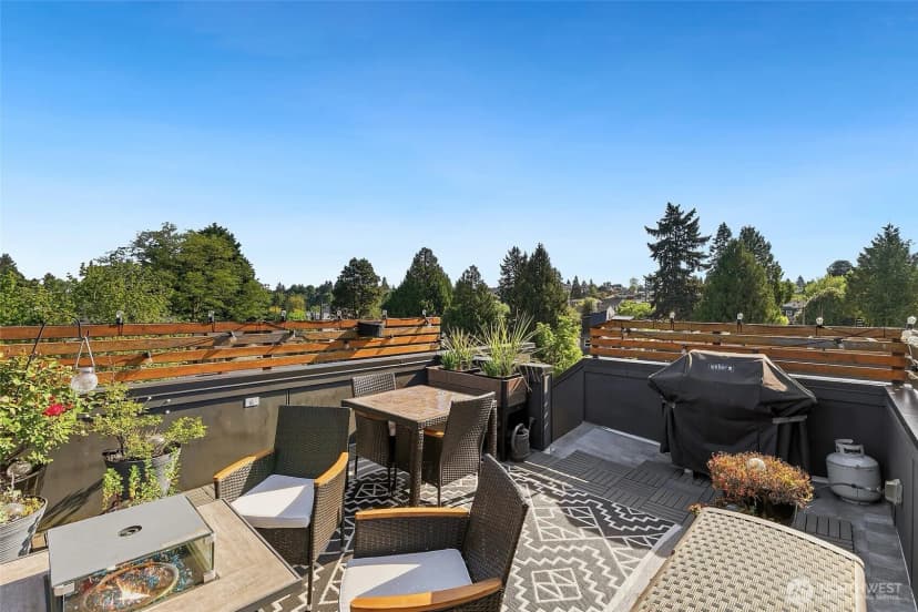 Property photo for 5953 Fauntleroy Way Sw #d, Seattle photo 24