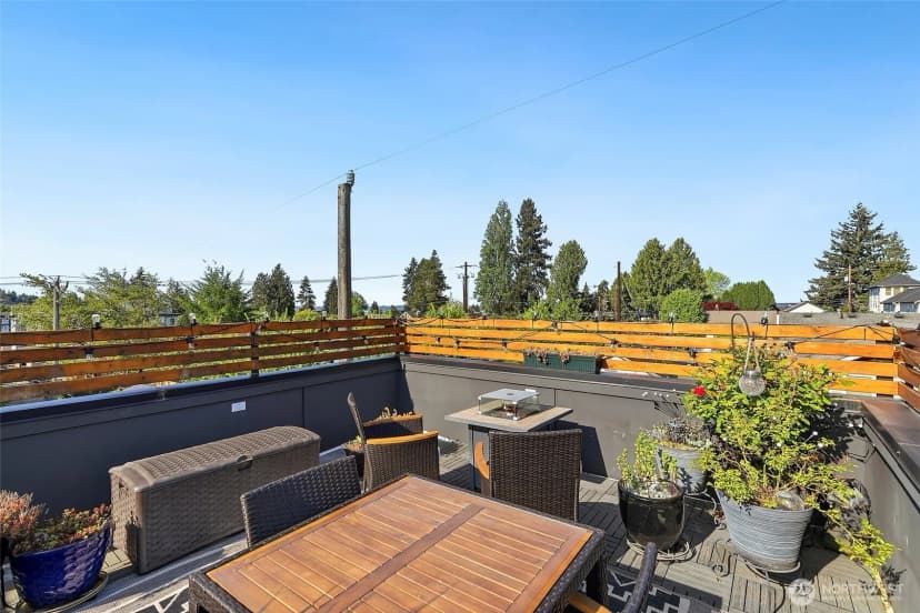Property photo for 5953 Fauntleroy Way Sw #d, Seattle photo 23