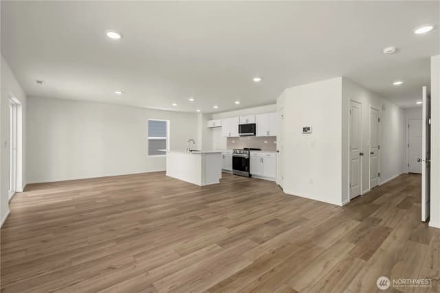 Property photo for 32313 Bryant Road, Sultan photo 5