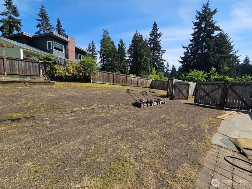 Property photo for 1520 143rd Avenue Se #98007, Bellevue photo 36