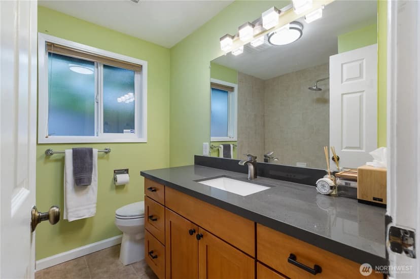 Property photo for 1520 143rd Avenue Se #98007, Bellevue photo 28