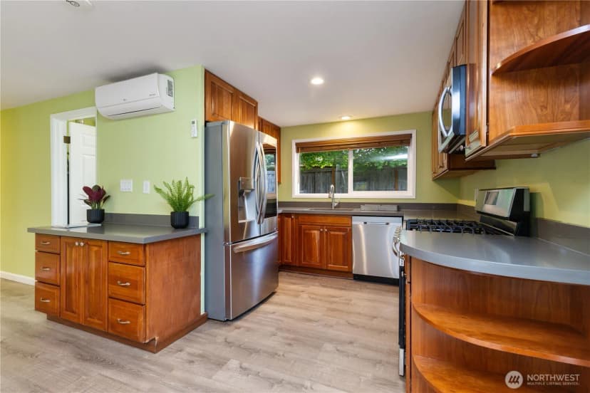 Property photo for 1520 143rd Avenue Se #98007, Bellevue photo 18