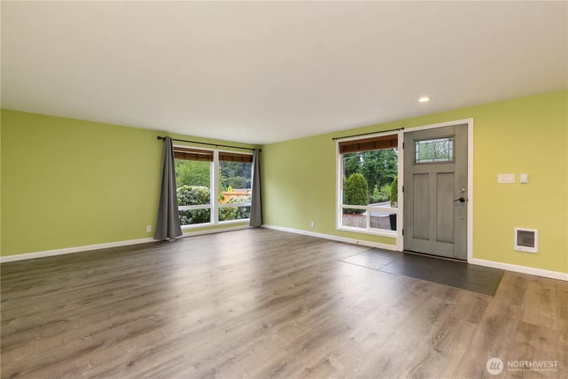 Property photo for 1520 143rd Avenue Se #98007, Bellevue photo 12