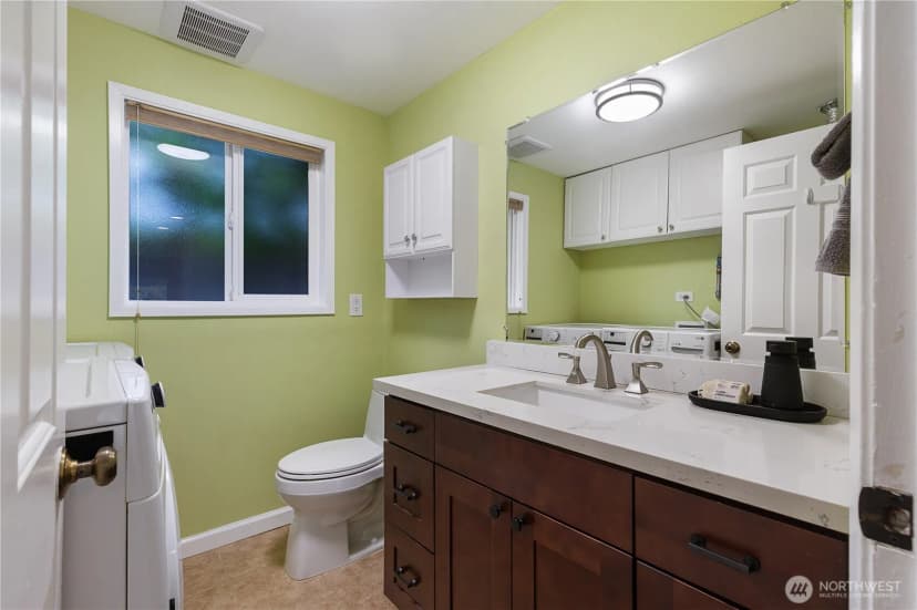 Property photo for 1520 143rd Avenue Se #98007, Bellevue photo 26