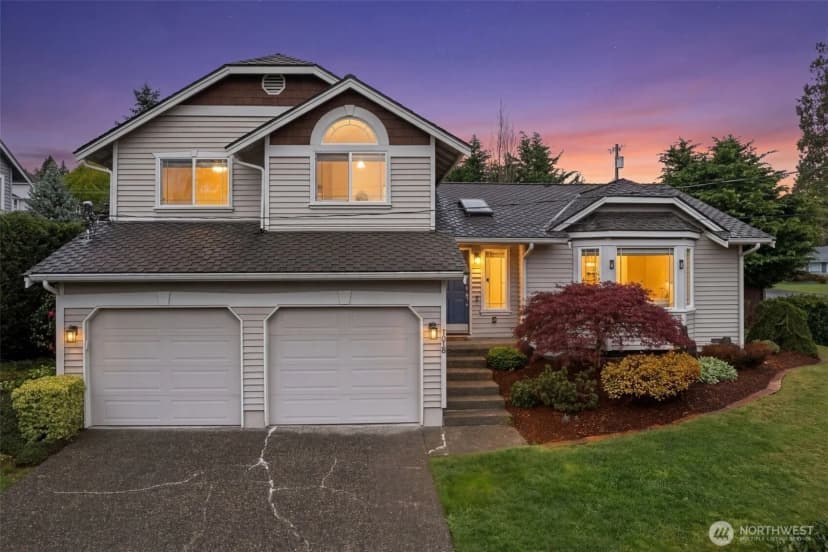 Property photo for 7918 115th Avenue Se, Newcastle