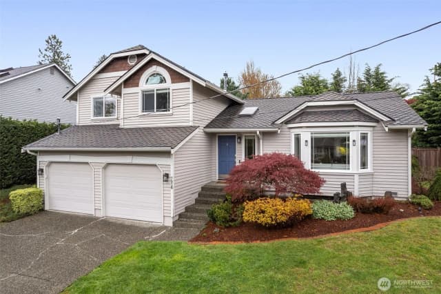 Property photo for 7918 115th Avenue Se, Newcastle photo 2