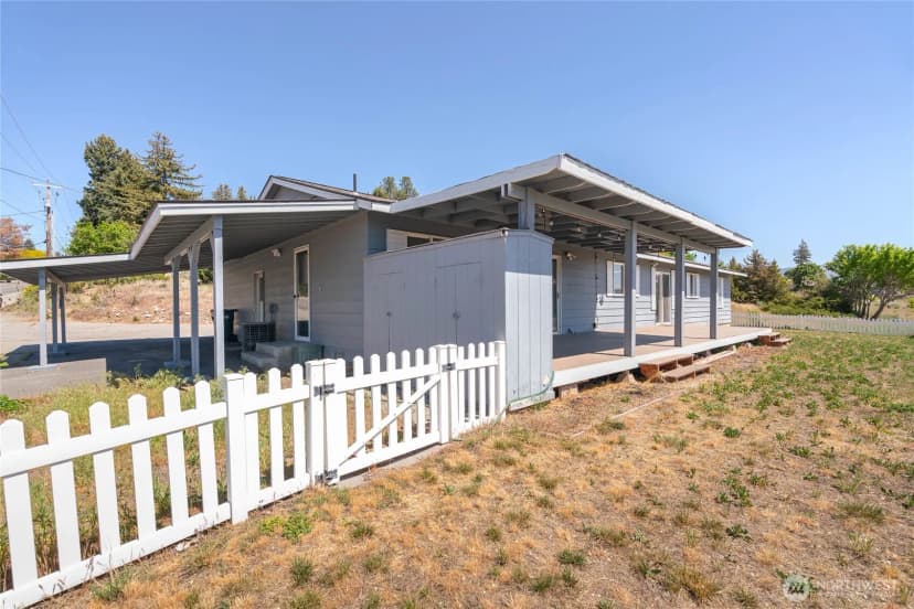 Property photo for 504 Ash Street, Omak photo 17