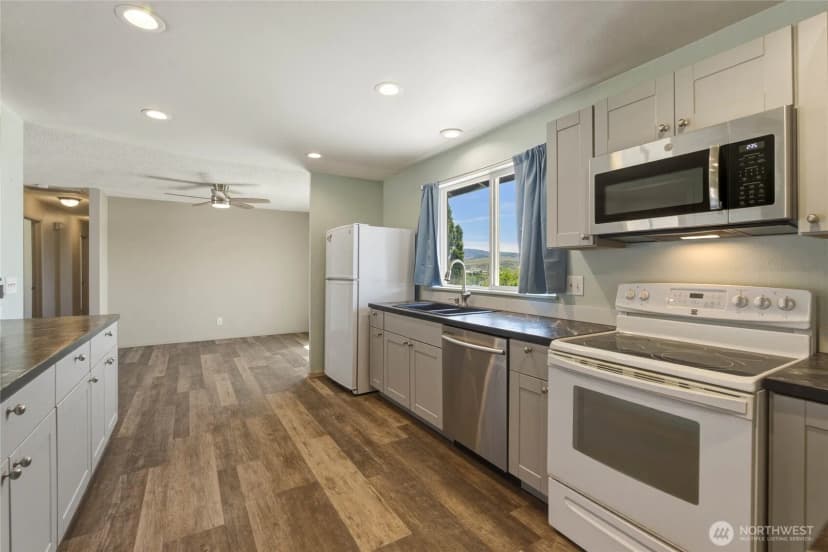 Property photo for 504 Ash Street, Omak photo 11