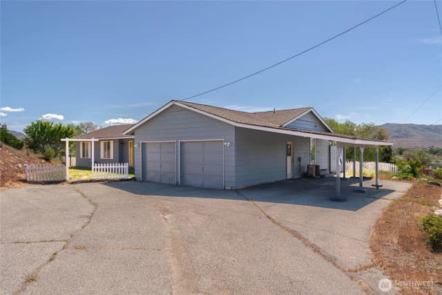 Property photo for 504 Ash Street, Omak photo 3