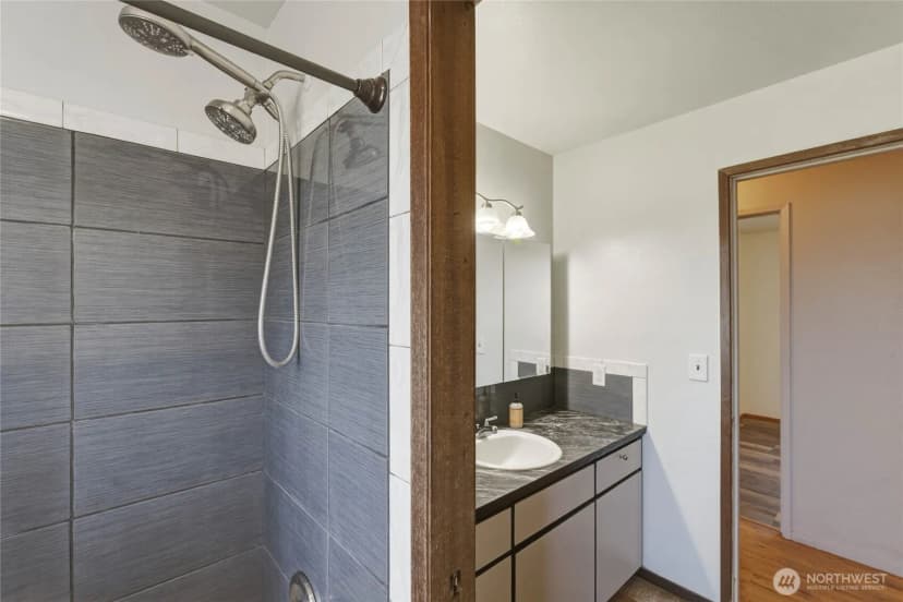 Property photo for 504 Ash Street, Omak photo 22
