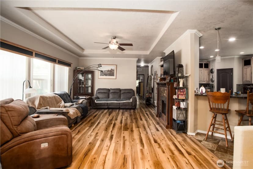 Property photo for 31610 114th Street E, Graham photo 2