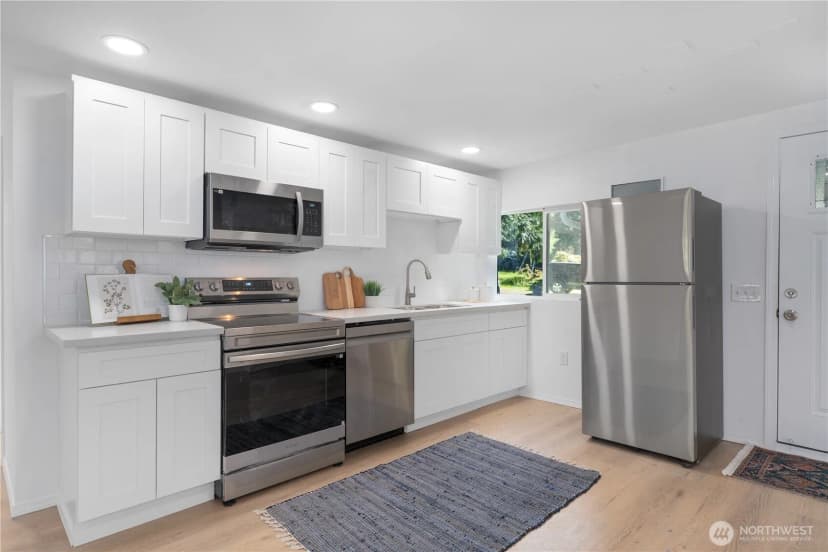Property photo for 22504 Maple Drive Nw, Lakebay photo 6