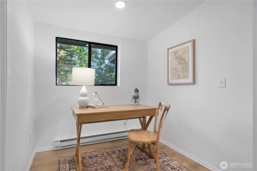 Property photo for 22504 Maple Drive Nw, Lakebay photo 11