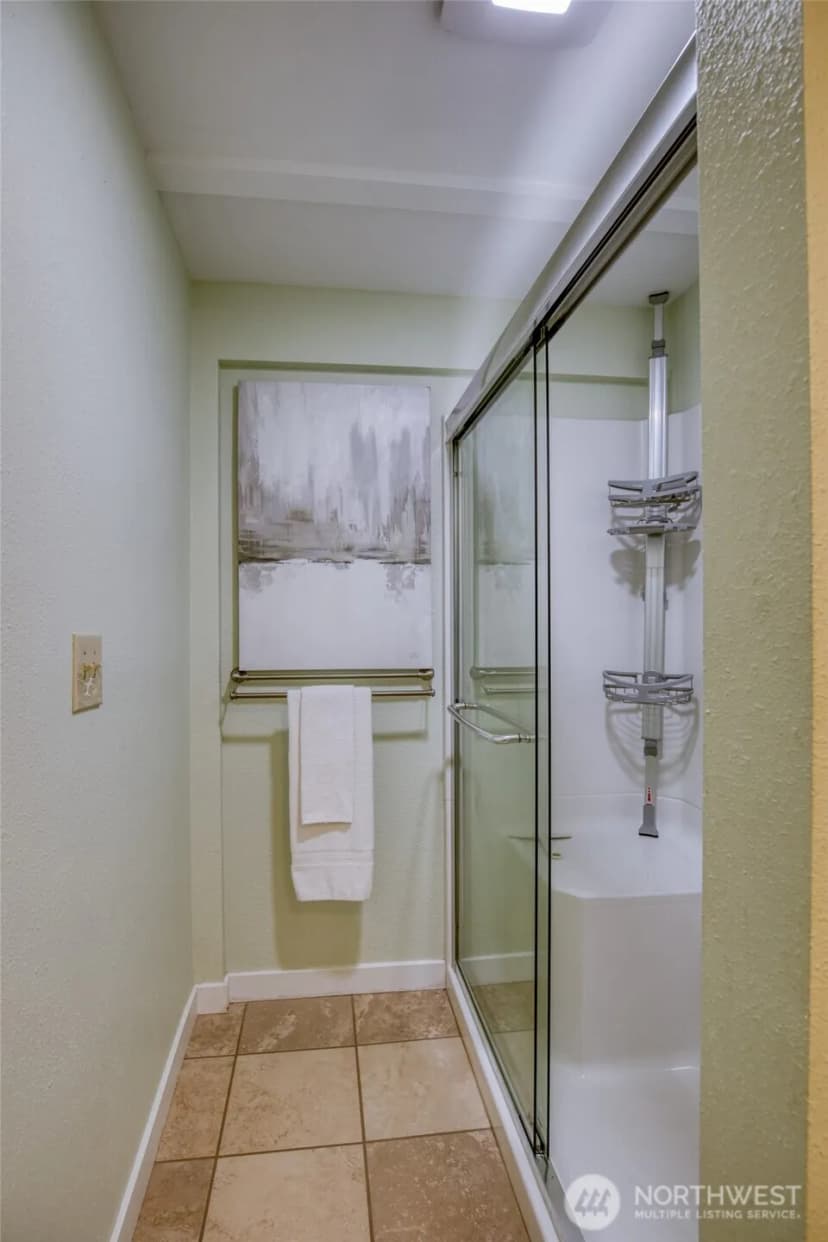 Property photo for 912 W Simpson Avenue, Montesano photo 14